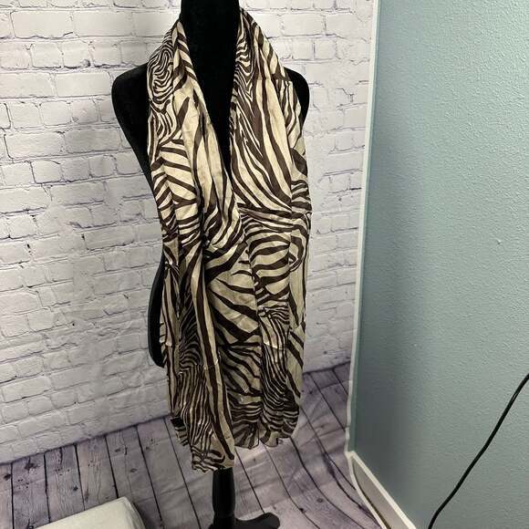 byHer Accessories - Vintage ByHer Black and White Zebra Print Long Scarf 100% Silk